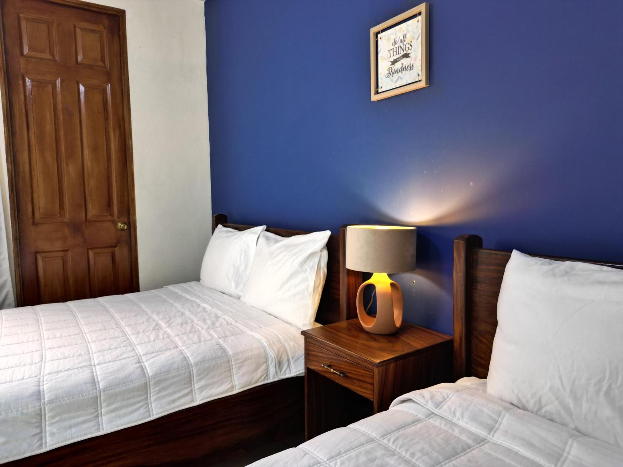 Hotel Suenos ซานซัลวาดอร์ ภายนอก รูปภาพ