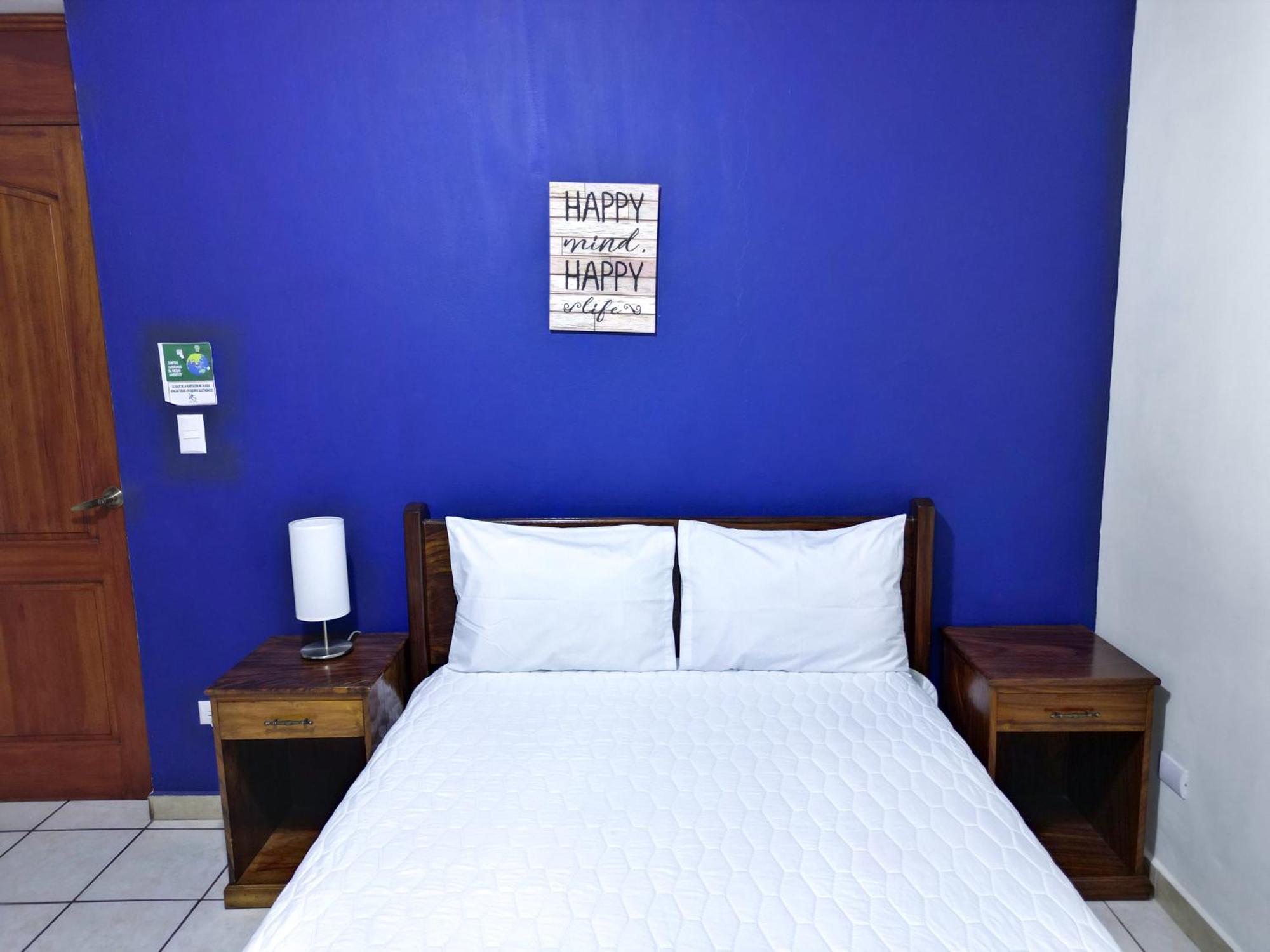Hotel Suenos ซานซัลวาดอร์ ภายนอก รูปภาพ